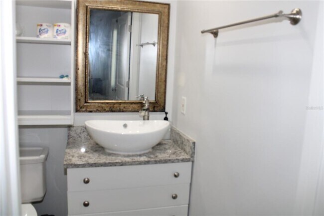 Building Photo - 7655 Cardiff Ct N