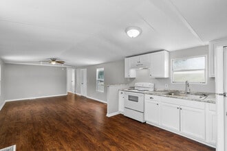 Building Photo - 107 Jodoc Dr