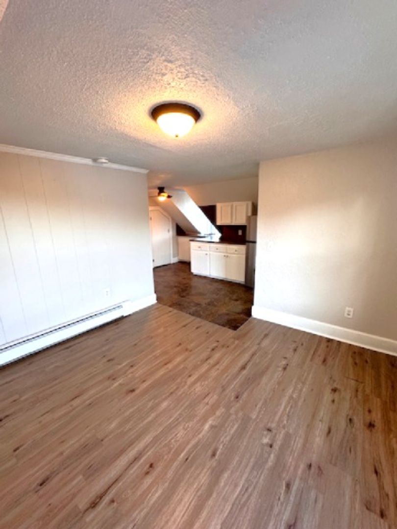 Building Photo - 7-9 Spring Street