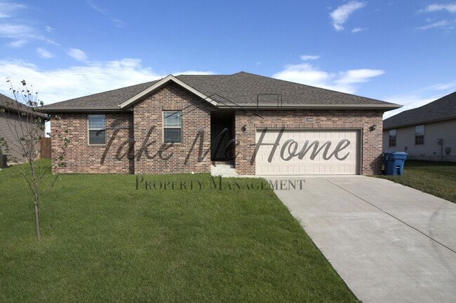 Primary Photo - 3 Bedroom in Nixa!