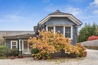 Building Photo - 744 Titicus Rd