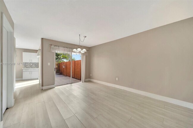 Building Photo - 3773 SW 153rd Ct