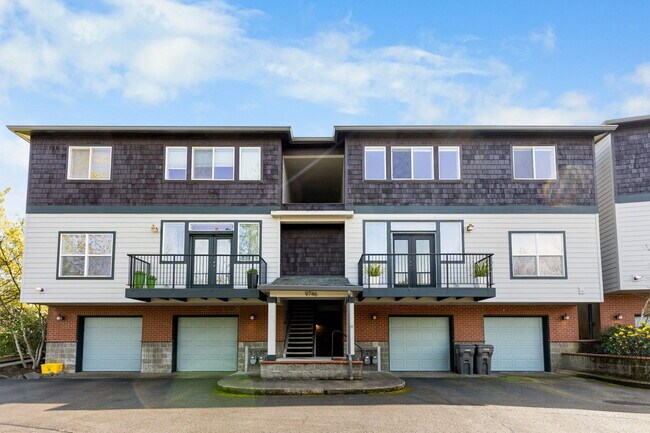 Building Photo - 9746 SW 34th Pl