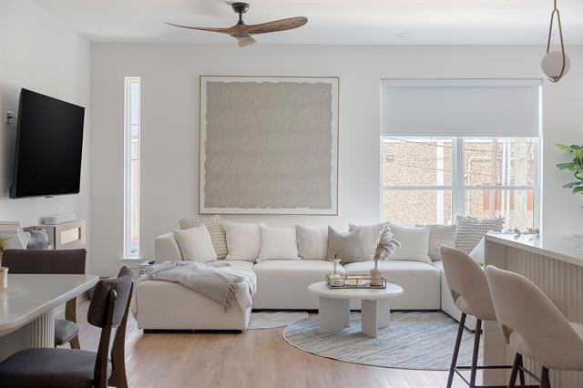 Building Photo - 167 S Prairie Ave