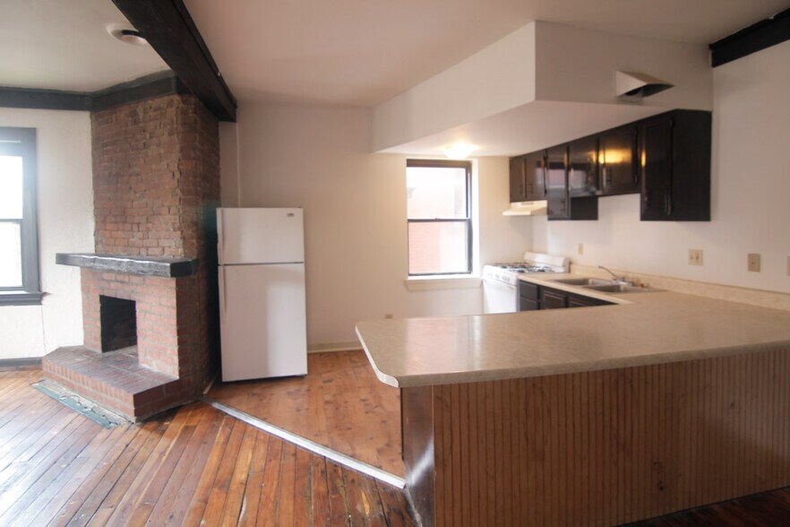 Building Photo - 314 S Trenton Ave