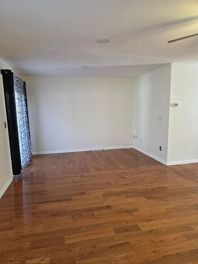 Building Photo - Bay Tree Neighborhood in Dover