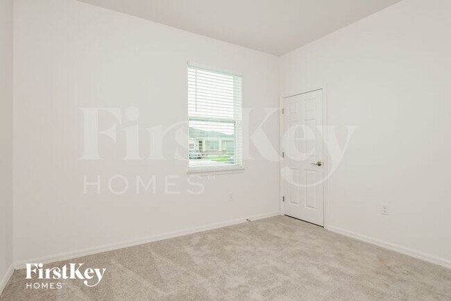 Building Photo - 1202 Ponca Rd