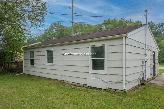 Building Photo - 4410 W 25th Ave