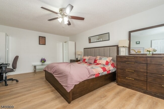 Building Photo - 1133 Livingston Ave