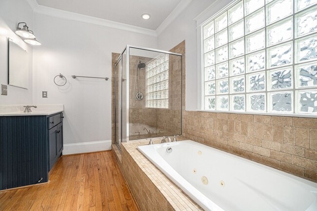 Building Photo - Charleston-Style East Atlanta Entertainer'...