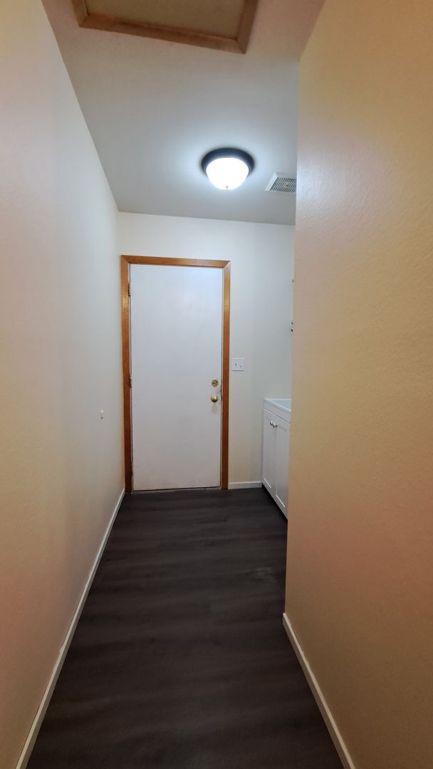 Building Photo - 3 Bedroom 2 Bath Home in Seabeck