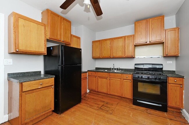 Interior Photo - 6201 S Troy St. Chicago IL