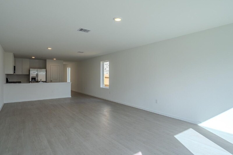 Building Photo - 6814 Flowering Ginger Ln