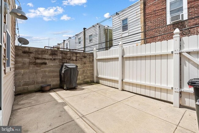 Building Photo - 1508 S 29th St