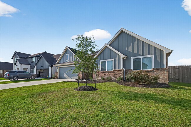 Building Photo - 31410 Hexan Hts Ln