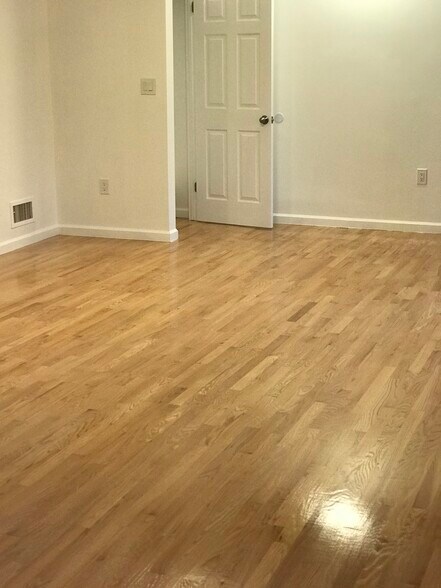 Building Photo - 25130 57th Ave