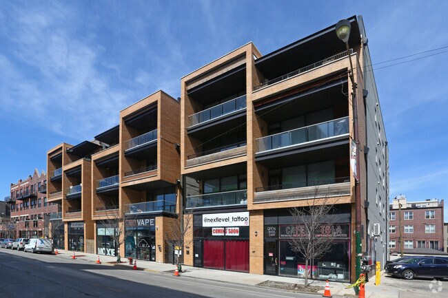 Primary Photo - 2489-2501 N Milwaukee Ave