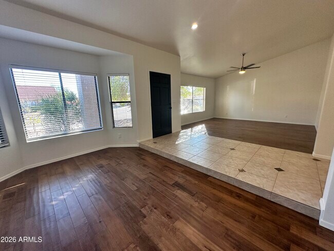 Building Photo - 3618 E Goldfinch Gate Ln