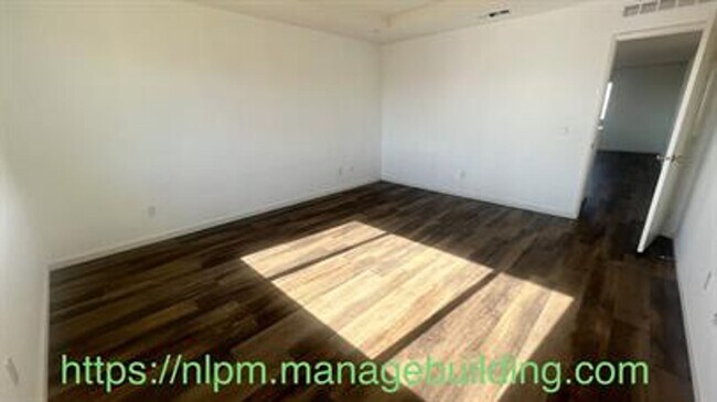 Building Photo - 13328 Hyacinth Ct