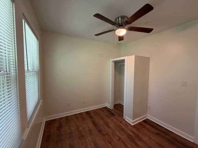 Building Photo - Swannanoa - Newly Renovated Beacon Village Cottage