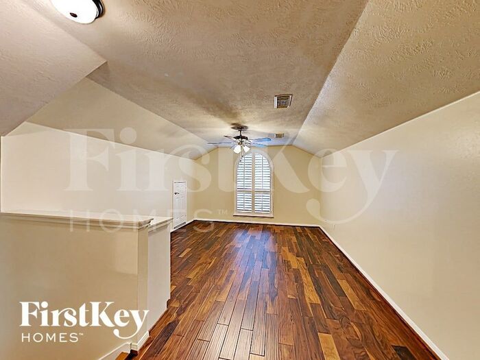 Building Photo - 18918 Relay Rd