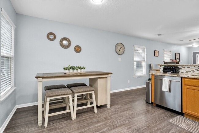 Building Photo - 3015 Beacon Grove St