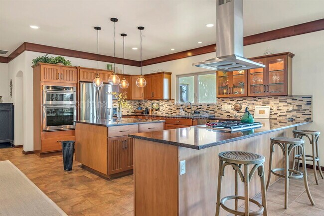 Building Photo - 287 Laureles Grade