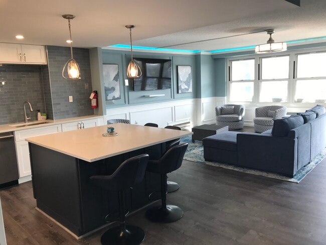 Furnished and ready to move in - 480 Ocean Ave