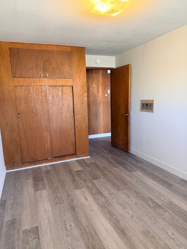 Building Photo - 4070 Shinners Pl