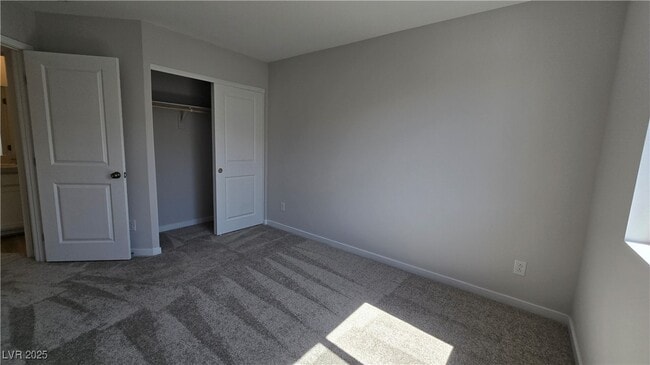 Building Photo - 988 Gearus Pl