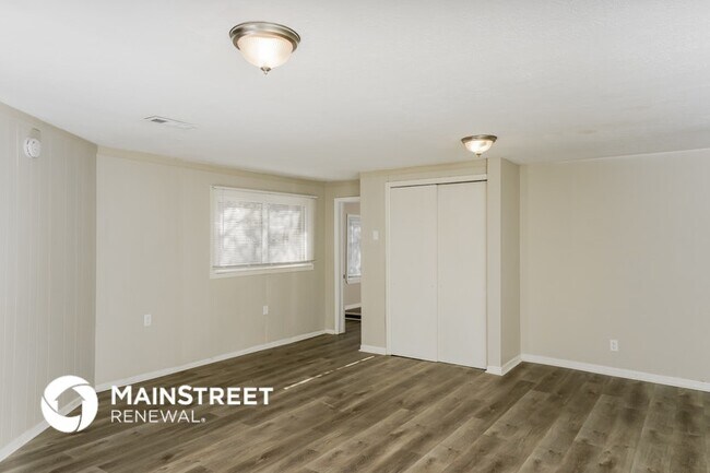 Building Photo - 14020 Darwin Blvd