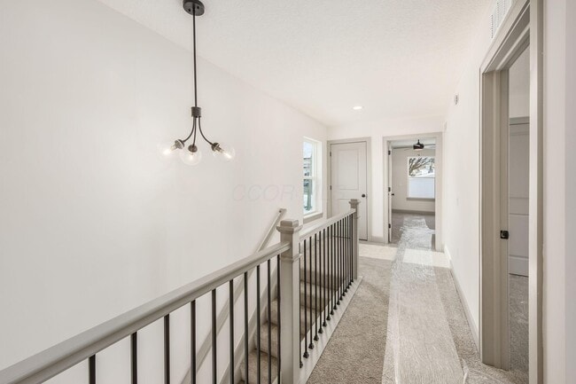 Building Photo - 391 Brehl Ave