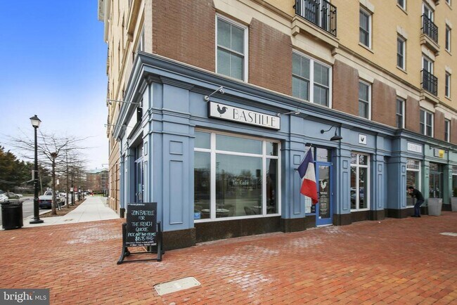 Building Photo - 2181 Jamieson Ave