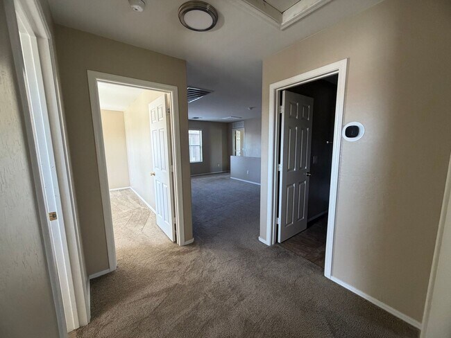 Building Photo - Beautiful Surprise Home with large loft and extra living room space