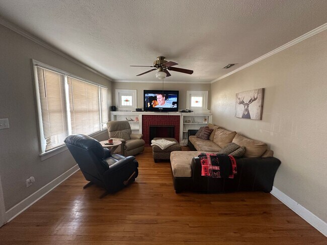 Building Photo - TECH TERRACE PRE-LEASE