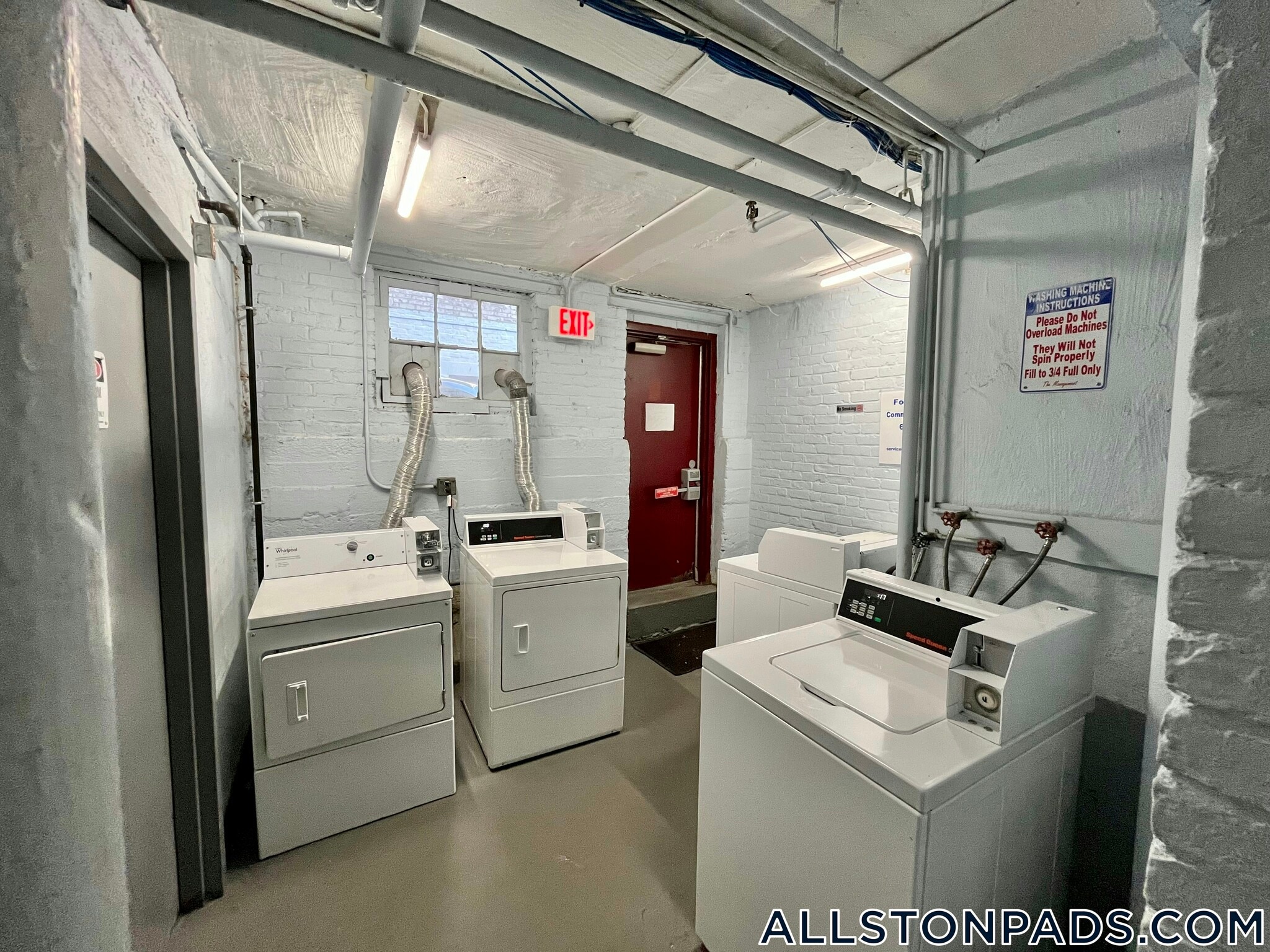 Building Photo - 64 Brighton Ave