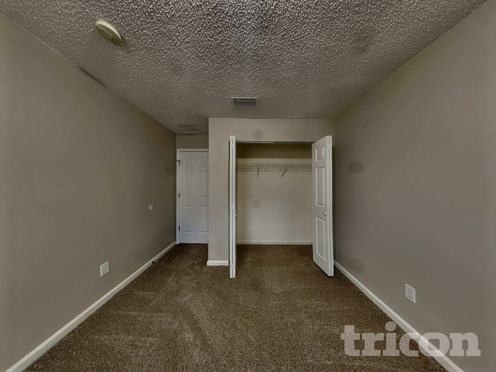 Building Photo - 883 Oak Arbor Cir