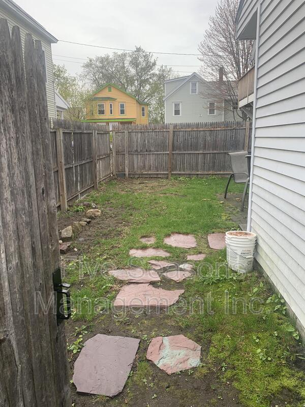 Building Photo - 70 North St