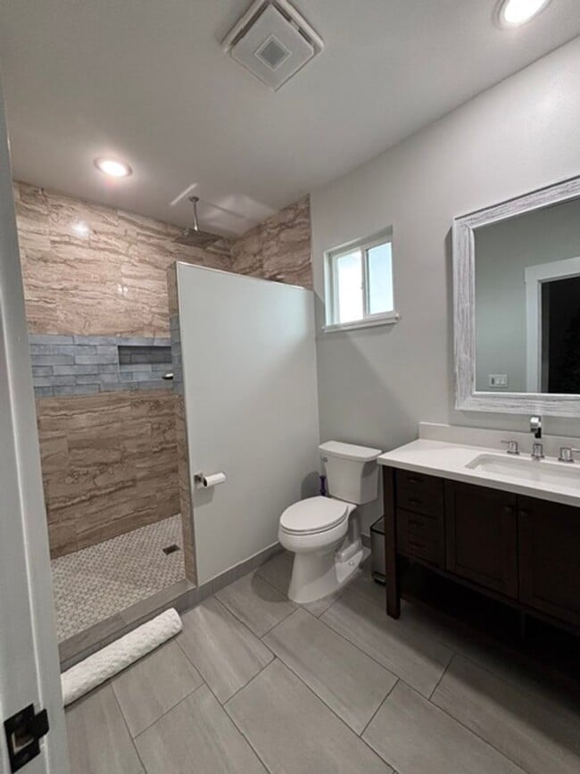 Building Photo - 94-1526-1526 Kaulua Cir