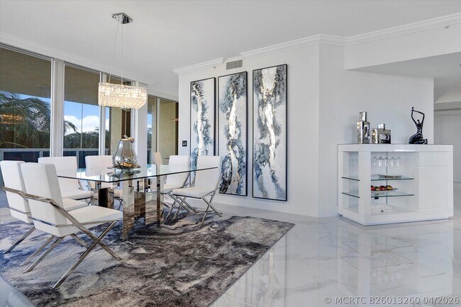 Building Photo - 3100 N Ocean Blvd