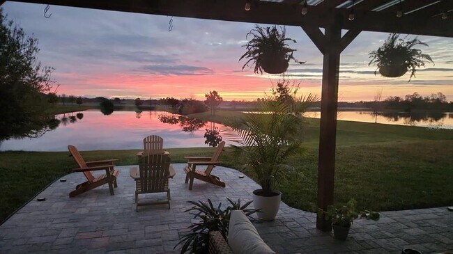 Building Photo - 2155 Brillante Dr