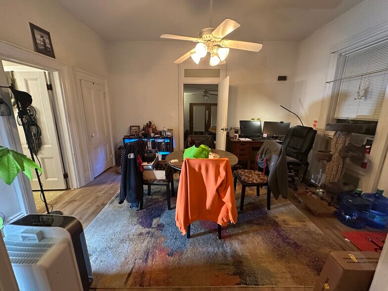 Building Photo - 103 Front St