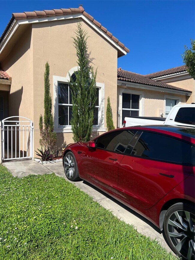 Building Photo - 23734 SW 110th Pl