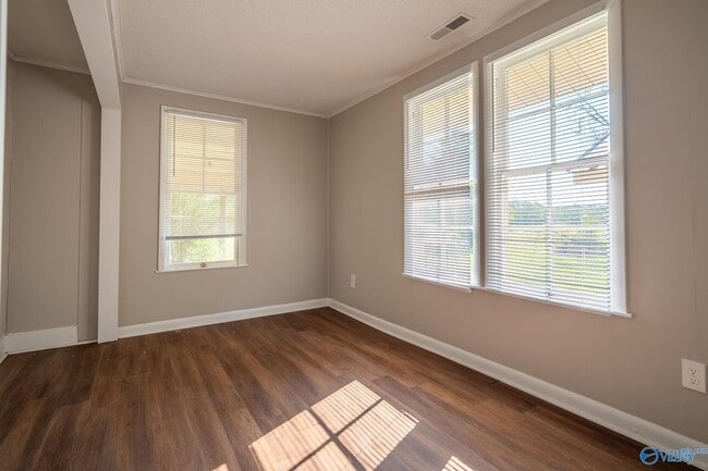 Building Photo - 2208 Old Gurley Pike