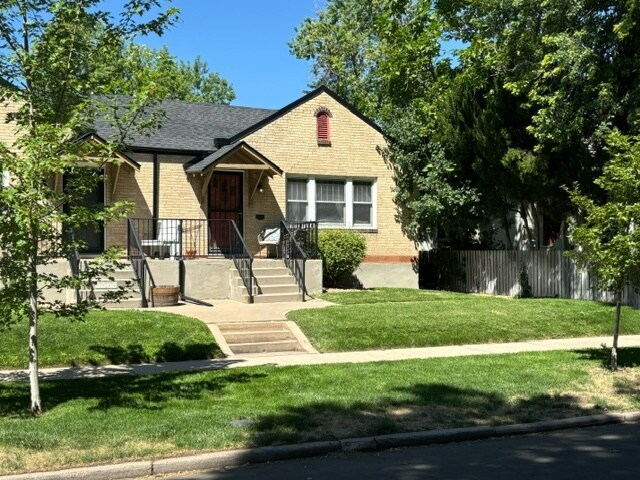 Primary Photo - 1573 Glencoe St