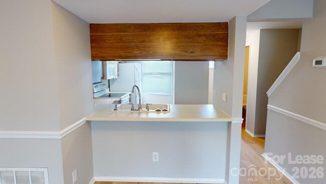 Building Photo - 7344 Pebblestone Dr