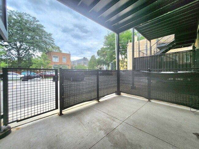 Building Photo - 3228 W Palmer St