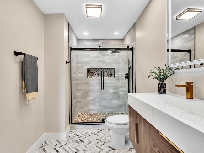 Building Photo - 1381 NW 99th Ave