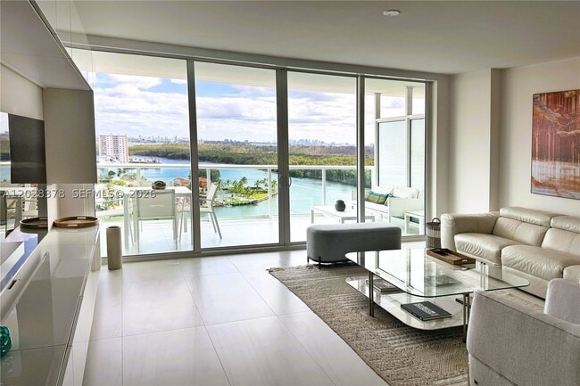 Building Photo - 400 Sunny Isles Blvd