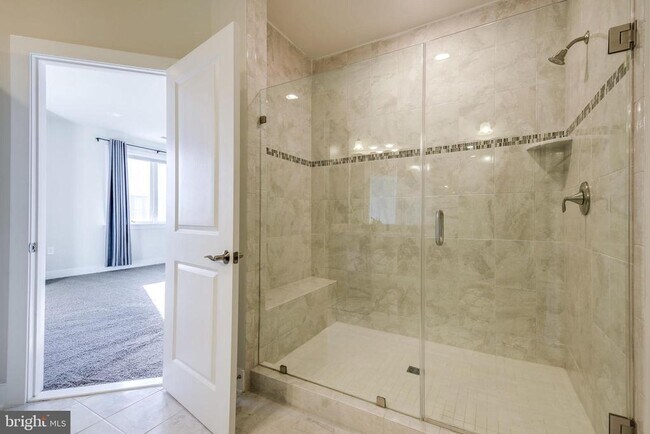 Building Photo - 1224 Main Line Blvd